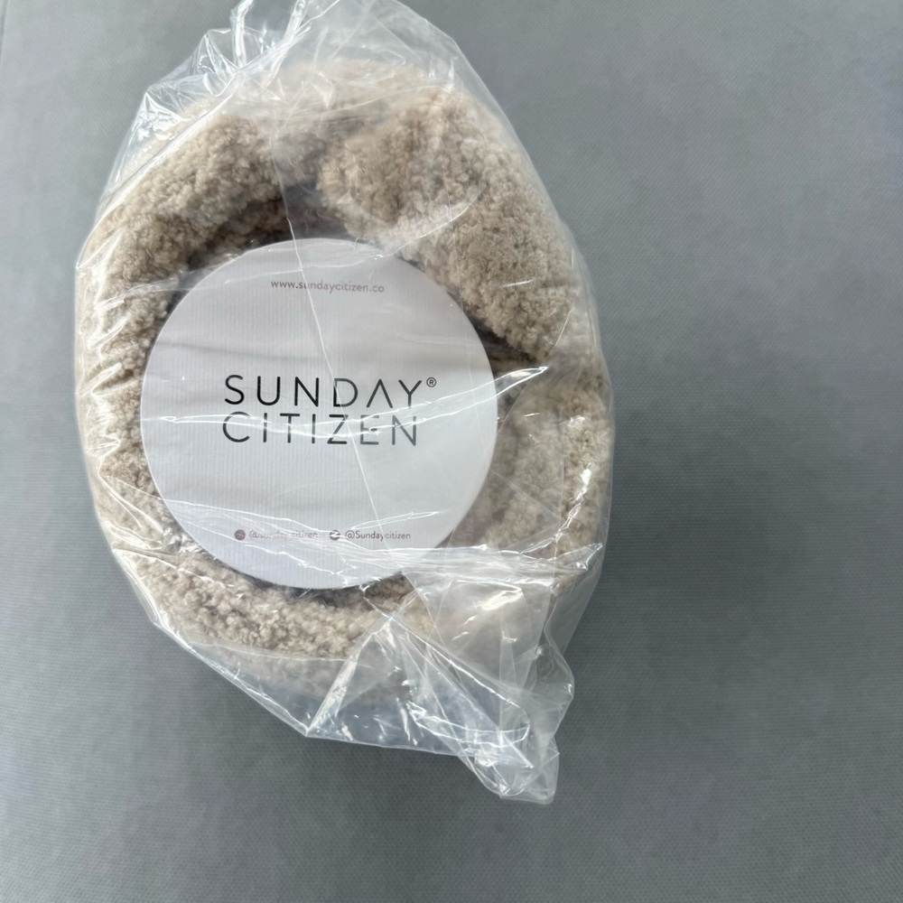 Sunday Citizen Snug Lap Throw